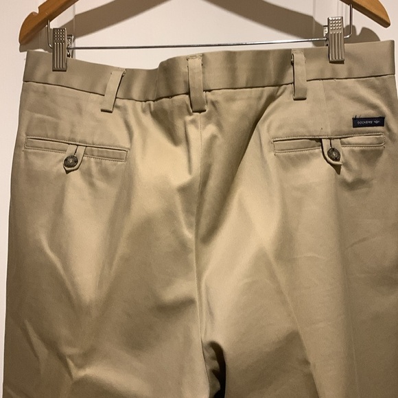 Dockers Men’s Tan Straight Fit Slacks - Picture 3 of 5